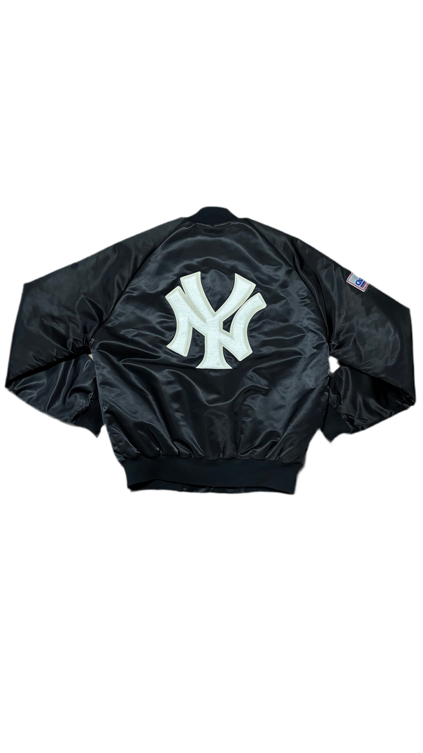 New York Yankees Big Logo - Chalkline Varsity Satin